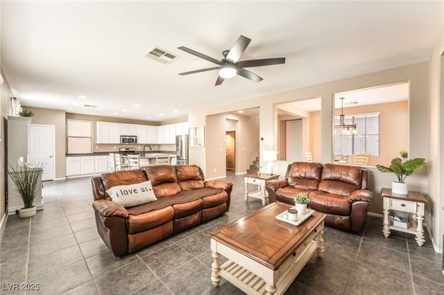 8324 Mesa Bloom Street, North Las Vegas, NV 89085