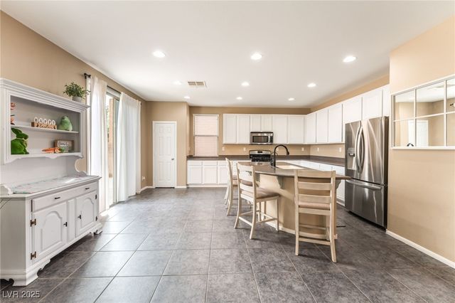 8324 Mesa Bloom Street, North Las Vegas, NV 89085