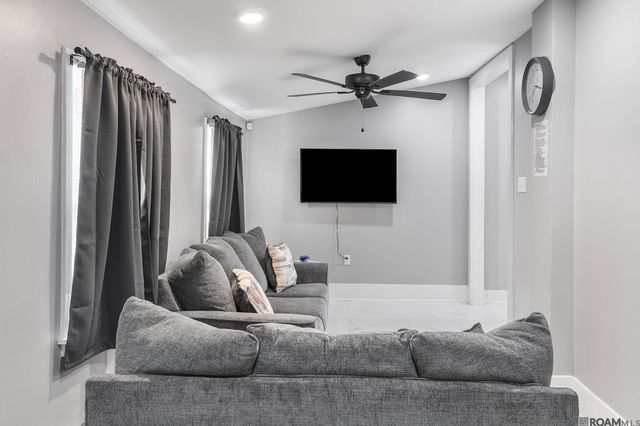 304 S 17th St, Baton Rouge, LA 70802