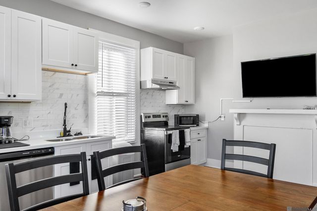 304 S 17th St, Baton Rouge, LA 70802