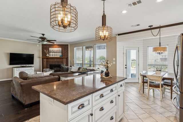 600 Lake Shadow Drive, Lavon, TX 75166