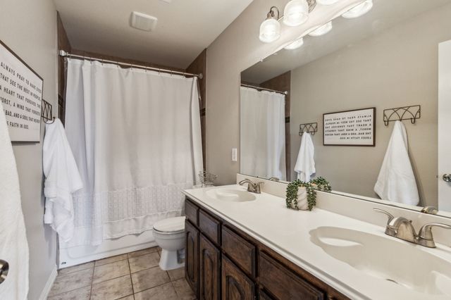 600 Lake Shadow Drive, Lavon, TX 75166