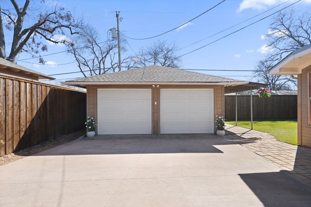 521 Ridgedale Drive, Richardson, TX 75080