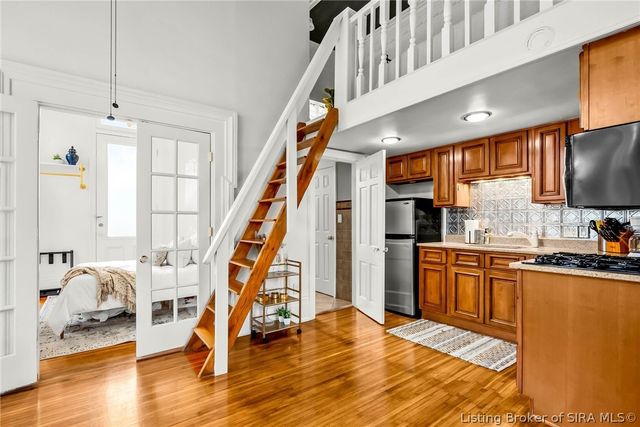1206 E Main Street, New Albany, IN 47150