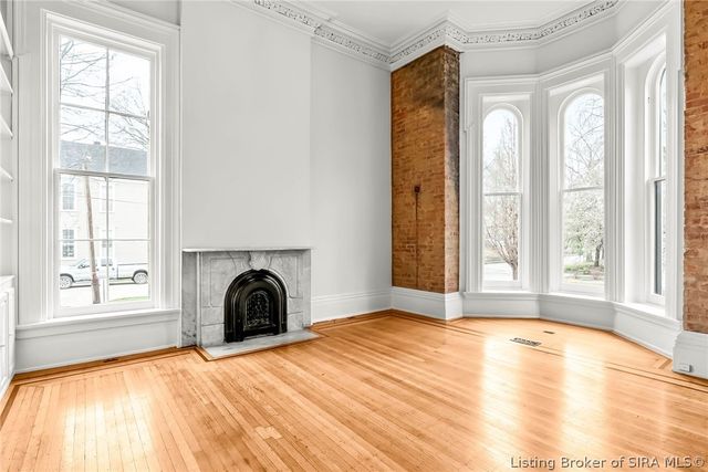1206 E Main Street, New Albany, IN 47150