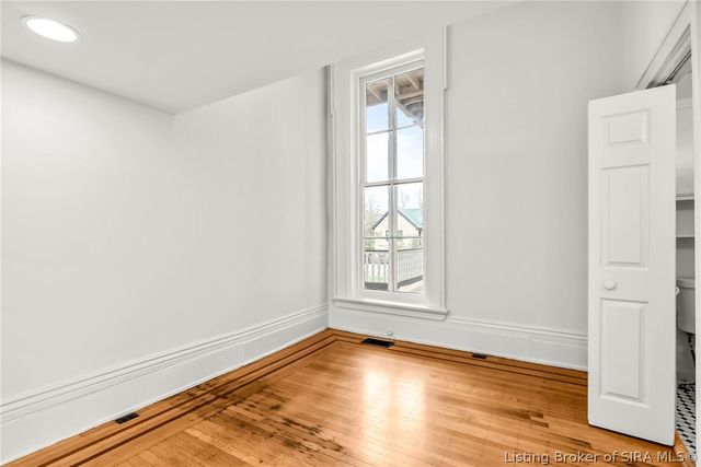 1206 E Main Street, New Albany, IN 47150