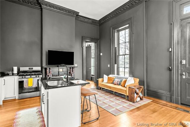 1206 E Main Street, New Albany, IN 47150