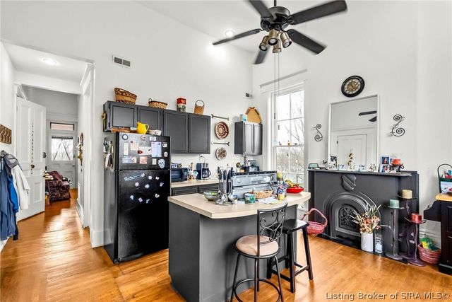 1206 E Main Street, New Albany, IN 47150