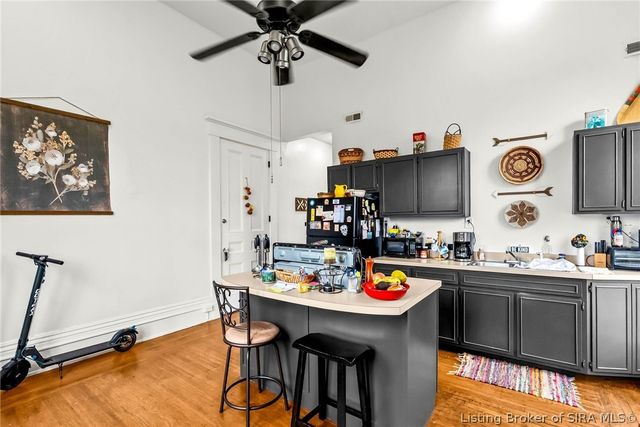 1206 E Main Street, New Albany, IN 47150