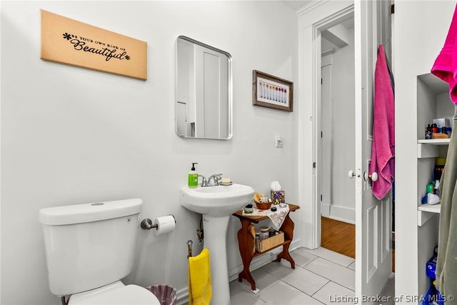 1206 E Main Street, New Albany, IN 47150