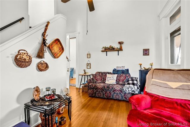 1206 E Main Street, New Albany, IN 47150