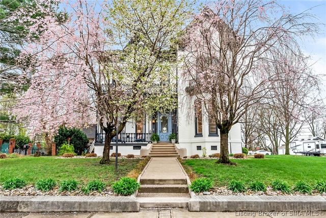 1206 E Main Street, New Albany, IN 47150