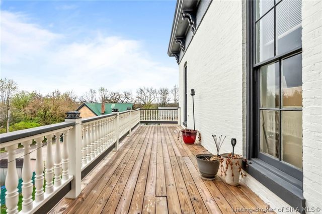 1206 E Main Street, New Albany, IN 47150