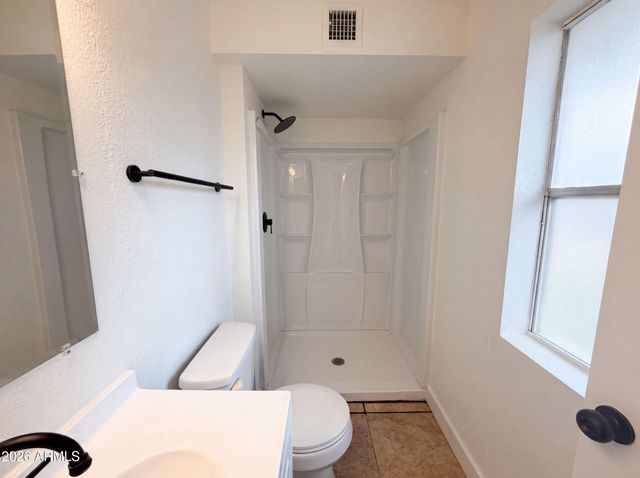 6036 N 72ND Drive, Glendale, AZ 85303