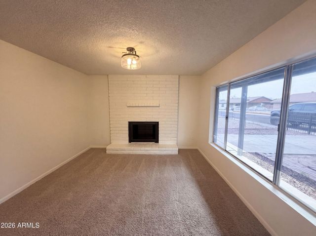 6036 N 72ND Drive, Glendale, AZ 85303