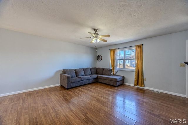 15316 Talent Lane, St Robert, MO 65584