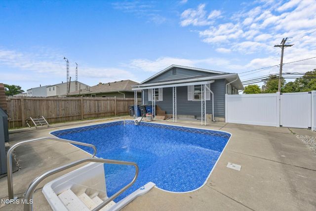 4353 Onondaga Avenue, Toledo, OH 43611