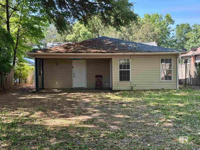 1204 Seneca Street, Mobile, AL 36605