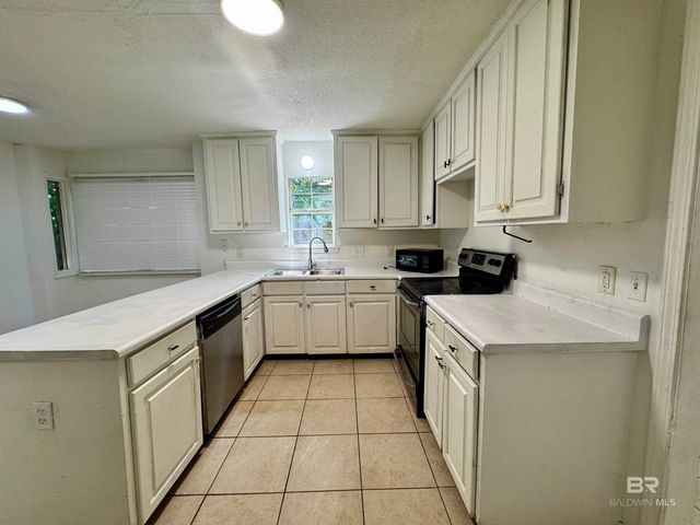 1204 Seneca Street, Mobile, AL 36605
