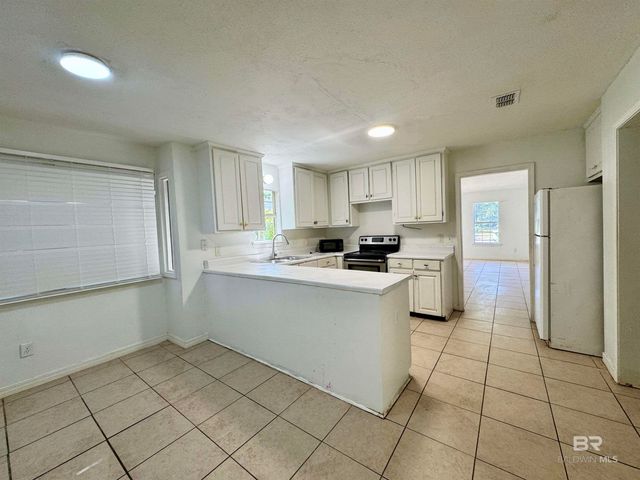 1204 Seneca Street, Mobile, AL 36605