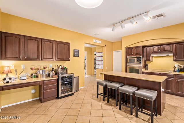 2610 E LEIBER Lane, Phoenix, AZ 85024