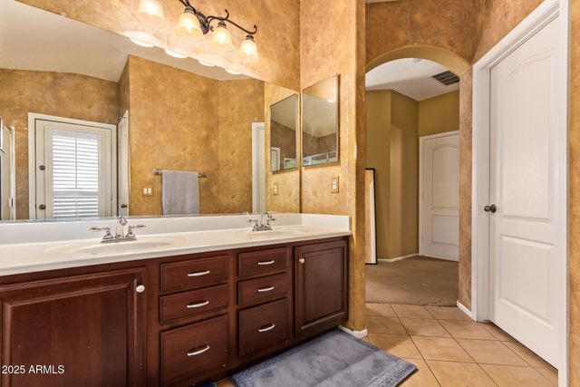 2610 E LEIBER Lane, Phoenix, AZ 85024