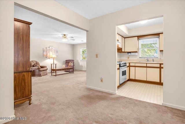 109 NE 30th Street, Oak Island, NC 28465
