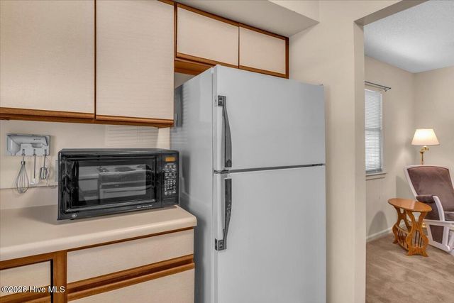 109 NE 30th Street, Oak Island, NC 28465