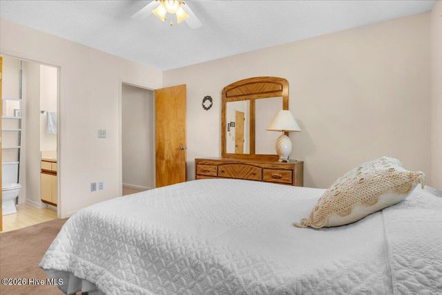 109 NE 30th Street, Oak Island, NC 28465