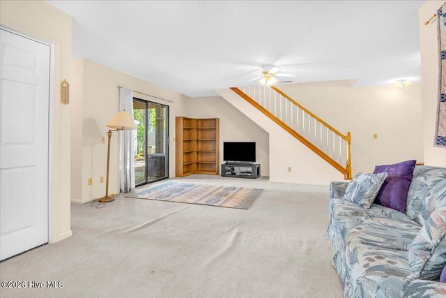 109 NE 30th Street, Oak Island, NC 28465