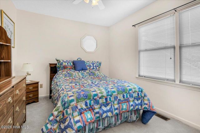 109 NE 30th Street, Oak Island, NC 28465
