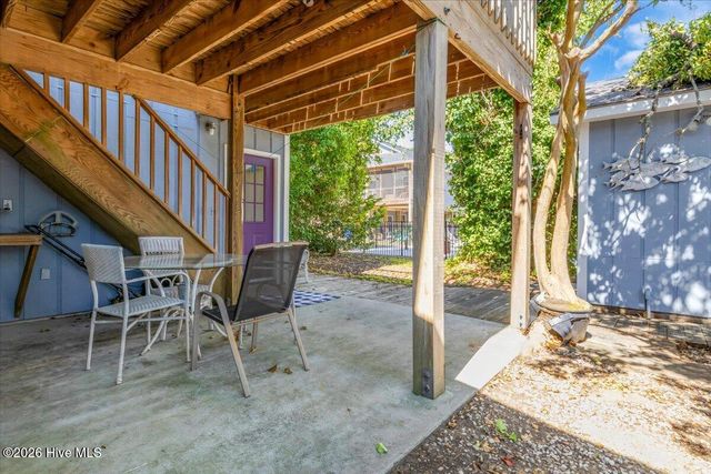 109 NE 30th Street, Oak Island, NC 28465