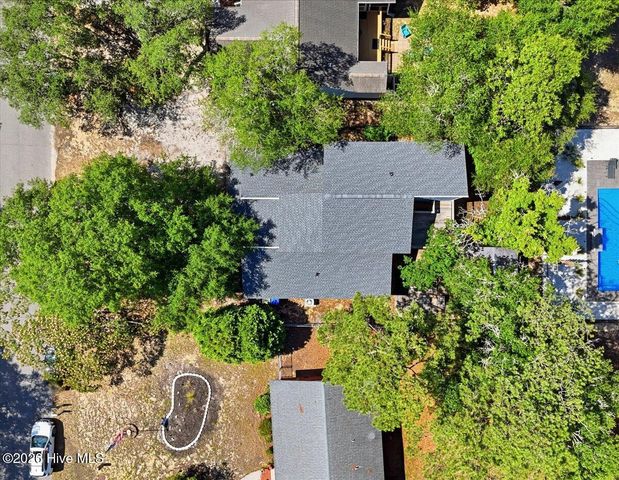 109 NE 30th Street, Oak Island, NC 28465