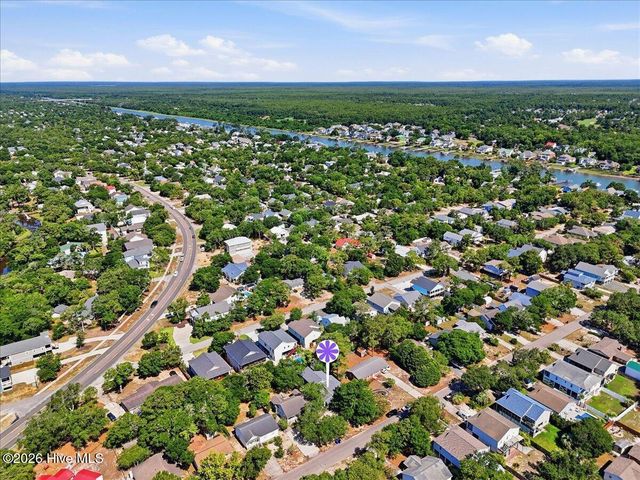 109 NE 30th Street, Oak Island, NC 28465