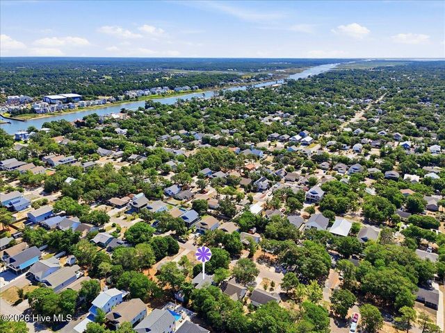 109 NE 30th Street, Oak Island, NC 28465