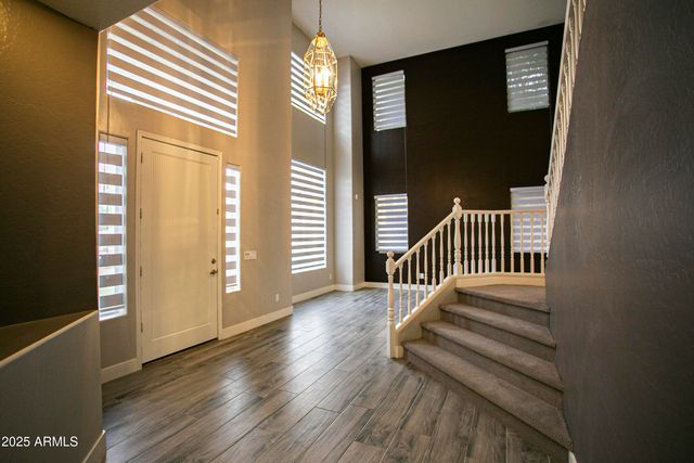 7033 W HONEYSUCKLE Drive, Peoria, AZ 85383