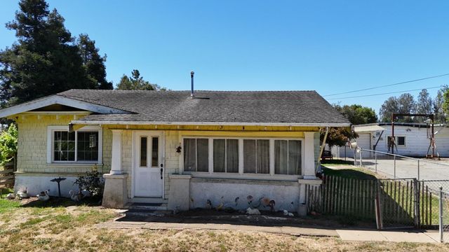 897 Green Valley Road, Watsonville, CA 95076