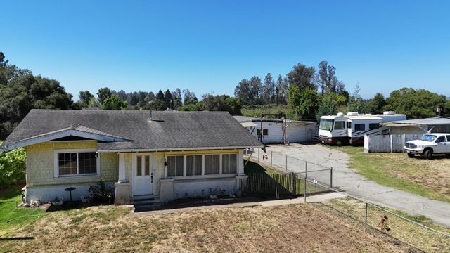 897 Green Valley Road, Watsonville, CA 95076