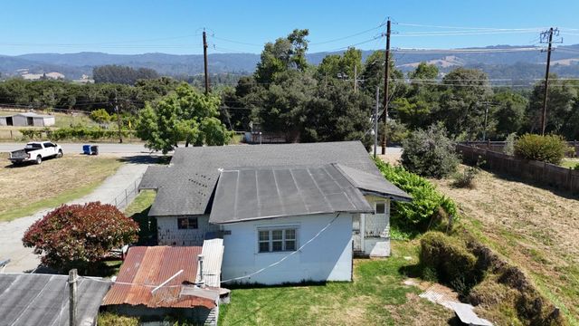 897 Green Valley Road, Watsonville, CA 95076
