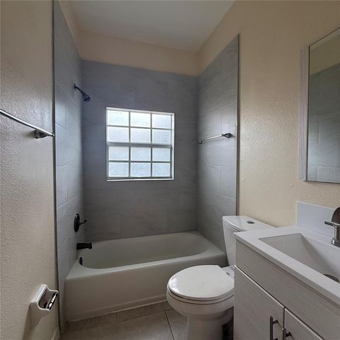 239 VENETIA AVENUE, North Port, FL 34287