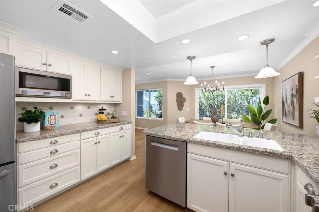 1518 Creekside Court A, Pasadena, CA 91107