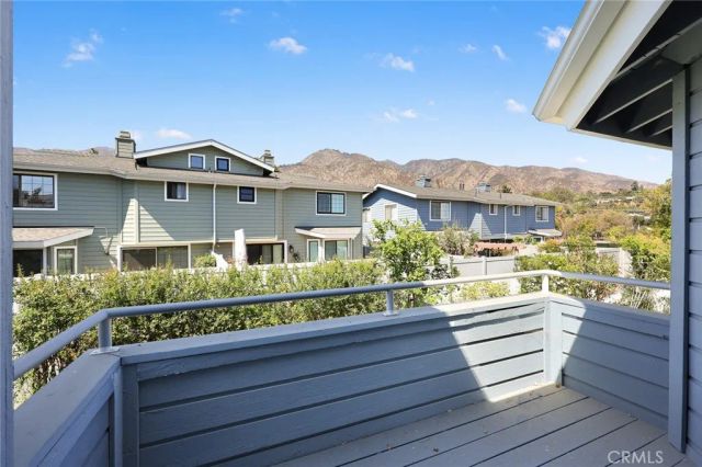 1518 Creekside Court A, Pasadena, CA 91107