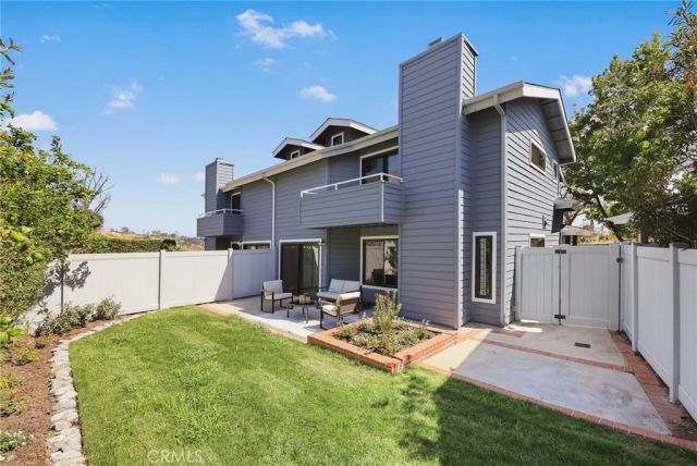 1518 Creekside Court A, Pasadena, CA 91107