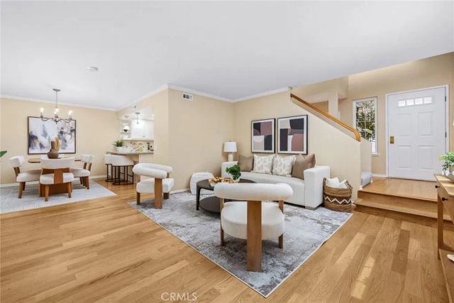 1518 Creekside Court A, Pasadena, CA 91107