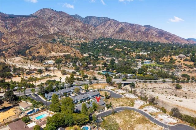 1518 Creekside Court A, Pasadena, CA 91107