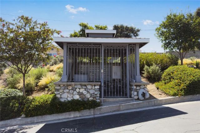 1518 Creekside Court A, Pasadena, CA 91107