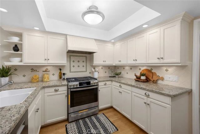 1518 Creekside Court A, Pasadena, CA 91107