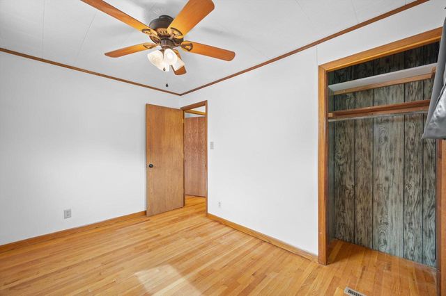 6517 W Lakefield DRIVE, Milwaukee, WI 53219