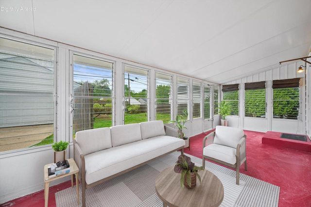 6517 W Lakefield DRIVE, Milwaukee, WI 53219