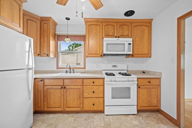 6517 W Lakefield DRIVE, Milwaukee, WI 53219